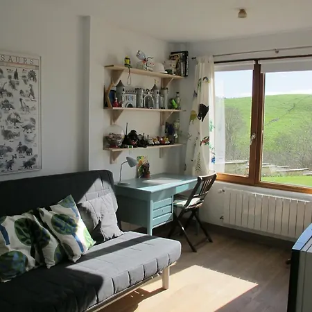 Near Santander 度假居 *