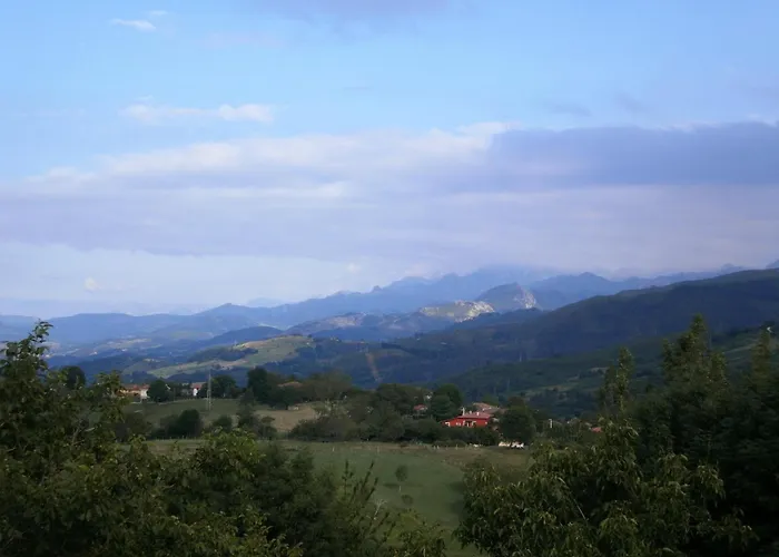 Near Santander Dom wakacyjny Villaverde de Pontones